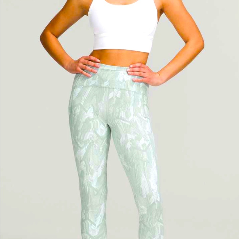 Lululemon Swift Speed high rise size 6